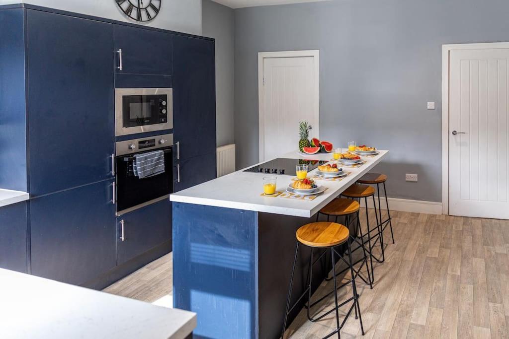 Glasswing Stays Liquorice Lodge Castleford Ngoại thất bức ảnh